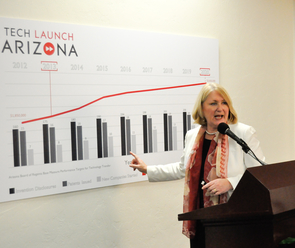 UA President Ann Weaver Hart supports Tech Launch Arizona at its grand opening event. (Photo by Patrick McArdle/UANews) UA President Ann Weaver Hart supports Tech Launch Arizona at its grand opening event. (Photo by Patrick McArdle/UANews)