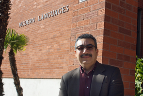 Javier D. Durán, a UA associate professor and director of Confluence, collaborated with Susan Stryker, who directs UA's Institute for LGBT Studies, to host a symposium to open conversations about virtual and biometric borders and how such borders affect bodies, rights and jurisdictions. (Photo credit: Beatriz Verdugo/UANews) Javier D. Durán, a UA associate professor and director of Confluence, collaborated with Susan Stryker, who directs UA's Institute for LGBT Studies, to host a symposium to open conversations about virtual and biometric borders and how such borders affect bodies, rights and jurisdictions. (Photo credit: Beatriz Verdugo/UANews)