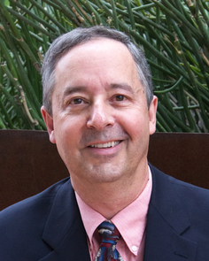 UA College of Optical Sciences' Dean Tom Koch has helped develop both the technical concepts and partnerships necessary to realize the revolutionary national manufacturing capability. (Photo credit: UA College of Optical Sciences) UA College of Optical Sciences' Dean Tom Koch has helped develop both the technical concepts and partnerships necessary to realize the revolutionary national manufacturing capability. (Photo credit: UA College of Optical Sciences)