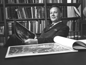 Gerard P. Kuiper with photographs from the Lunar Atlas (Photo: LPL/Space Imagery Center) Gerard P. Kuiper with photographs from the Lunar Atlas (Photo: LPL/Space Imagery Center)