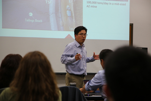 Minkyu Kim, inventor of the new biocompatible polymer blend, gives his pitch during the TLA I-Corps program. (Photo: Paul Tumarkin/Tech Launch Arizona) Minkyu Kim, inventor of the new biocompatible polymer blend, gives his pitch during the TLA I-Corps program. (Photo: Paul Tumarkin/Tech Launch Arizona)