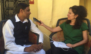 Relly interviewed journalist Razak Haider, who is with the news organization Rajasthan Patrika in Jodhpur, India, about his extensive use of the RTIA. (Photo: Piyush Soni) Relly interviewed journalist Razak Haider, who is with the news organization Rajasthan Patrika in Jodhpur, India, about his extensive use of the RTIA. (Photo: Piyush Soni)