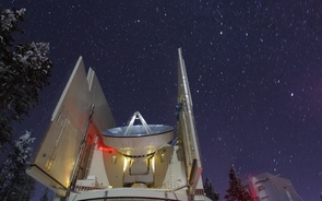 The UA Submillimeter Telescope on Mt. Graham is one of the many radio telescopes forming the Earth-sized Event Horizon Telescope. (Photo: Dave Harvey/UA Steward Observatory) The UA Submillimeter Telescope on Mt. Graham is one of the many radio telescopes forming the Earth-sized Event Horizon Telescope. (Photo: Dave Harvey/UA Steward Observatory)
