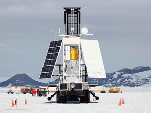 STO's gondola carrying the telescope and other scientific instruments (Photo: Christopher Walker) STO's gondola carrying the telescope and other scientific instruments (Photo: Christopher Walker)