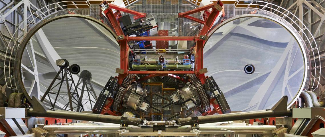 The LBTI between the two 8.4m mirrors of the LBT. The LBTI between the two 8.4m mirrors of the LBT.