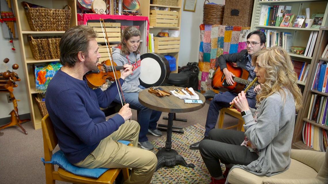 Members of Tíolacadh, the UA's traditional Irish music ensemble, learn tunes from each other by ear. Members of Tíolacadh, the UA's traditional Irish music ensemble, learn tunes from each other by ear.
