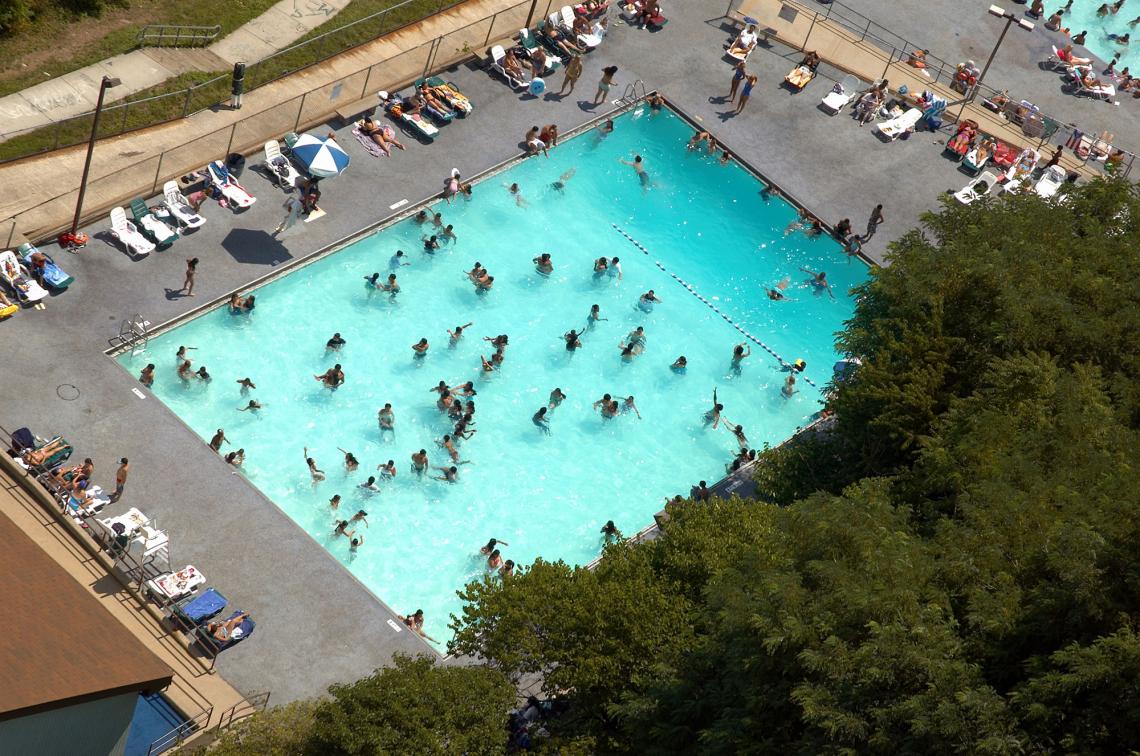 The Centers for Disease Control and Prevention reported that U.S. outbreaks of Cryptosporidiosis linked to swimming pools and water playgrounds doubled from 2014 to 2016. The Centers for Disease Control and Prevention reported that U.S. outbreaks of Cryptosporidiosis linked to swimming pools and water playgrounds doubled from 2014 to 2016.